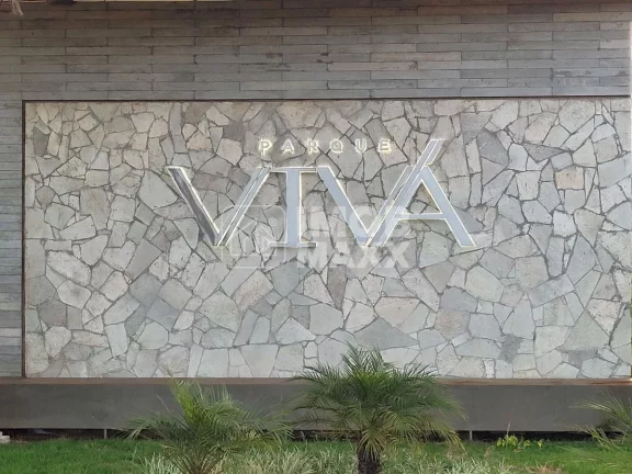 Imagem Terreno à Venda em Jardim Botânico - 382,62m² por R$239.999