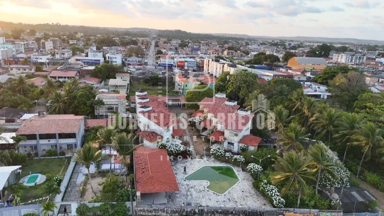 6 Casas Frente ao Mar - Condomínio Privado com Localização Privilegiada