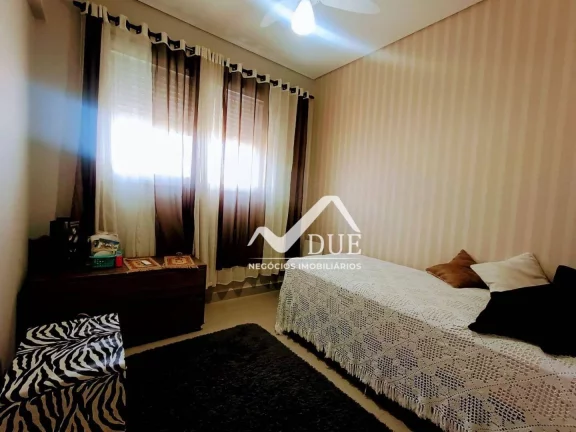 Imagem Apartamento com 2 dormitórios à venda, 77 m² por R$ 740.000,00 - Marapé - Santos/SP
