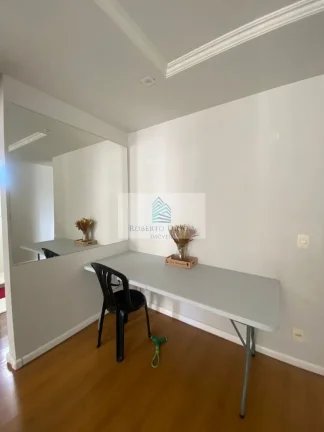 Imagem Imperdível oportunidade de investimento: Apartamento de 2 quartos na Taquara, Rio de Janeiro-RJ, com 51m² e vaga de garagem.