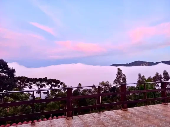 Imagem Exclusividade e Natureza: O Refúgio Definitivo no Coração do Paiol Grande