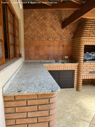 Imagem Sobrado para Venda em São Bernardo do Campo, Parque Selecta, 3 dormitórios, 1 suíte, 4 banheiros, 1 vaga