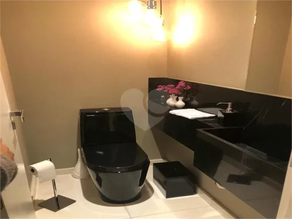 Imagem Apartamento à venda com 3 quartos, sendo 1 suíte, no condomínio Ouro Preto, São Paulo - SP