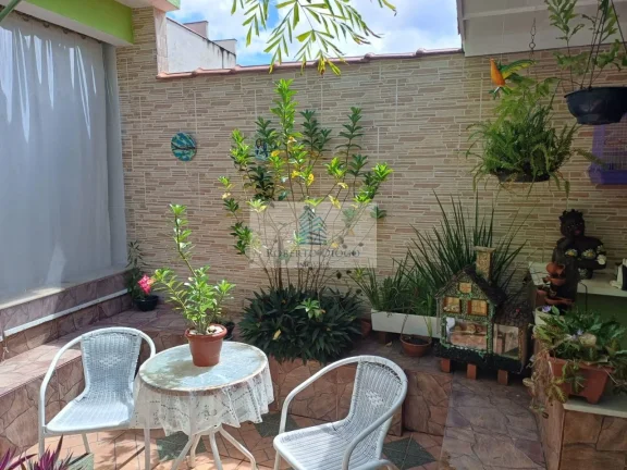 Imagem Imperdível oportunidade! Casa em condomínio à venda no Rio de Janeiro-RJ, 4 quartos, 2 suítes, 2 salas, 3 banheiros, 4 vagas, 230m².