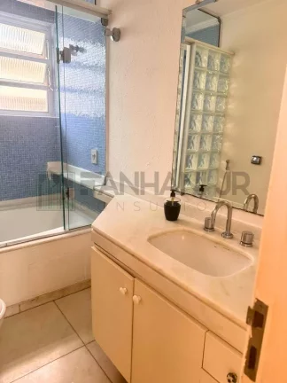Imagem Alugue já! Apartamento de 4 quartos no Itaim Bibi, São Paulo-SP com 138m², 1 suíte, 3 salas e 2 vagas de garagem.