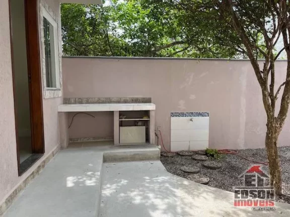 Imagem Casa de 2 Quartos, 1 Suíte em Itaipuaçu
