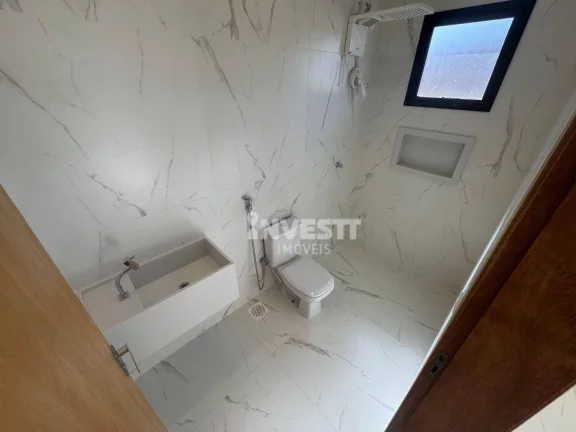 Imagem Sobrado com 3 dormitórios para alugar - Goiânia/GO
