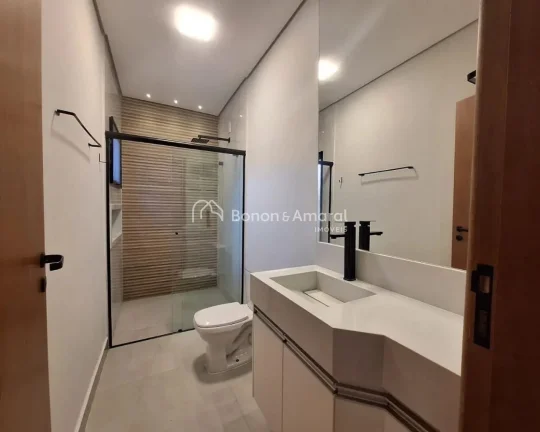 Imagem Encontre a casa dos seus sonhos no renomado Condomínio em Valinhos. Esta residência térrea, recé...