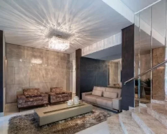 Imagem Apartamento com 3 suítes à venda no Centro de Balneário Camboriú/SC