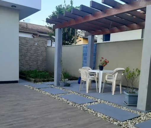 Imagem Casa à Venda, 360m2, 3 Dormitórios(1S), Pedra Branca, Palhoça/SC