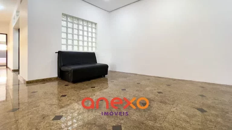 Imagem Casa a venda em Blumenau no bairro Vila Nova com 5 dormitórios.