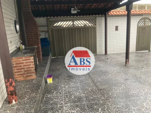 Imagem Casa isolada, 3 dormitórios com 1 suíte. Aceita FGTS e financiamento.
