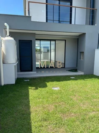 Imagem Imperdível oportunidade: Casa à venda em Florianópolis-SC, no Campeche, com 3 quartos, 1 suíte e 157m² de área.