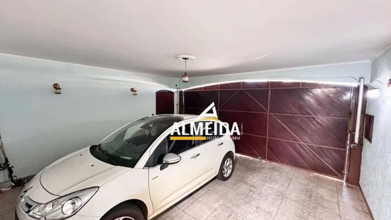 Imagem Casa com 3 dormitórios à venda, 393 m² por R$ 1.450.000,00 - Centro - Santa Gertrudes/SP