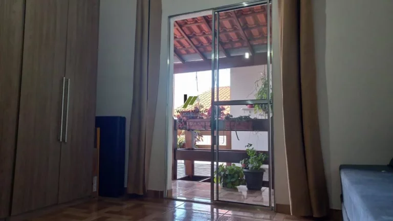 Imagem CASA ( SOBRADO) ACONCHEGANTE EM CONDOMÍNIO