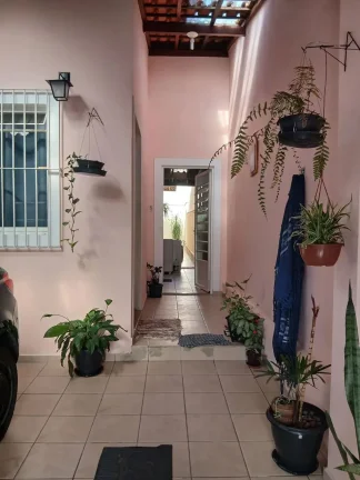 Imagem Casa a venda na Rua Scutum, Jardim Satélite, São José dos Campos, SP