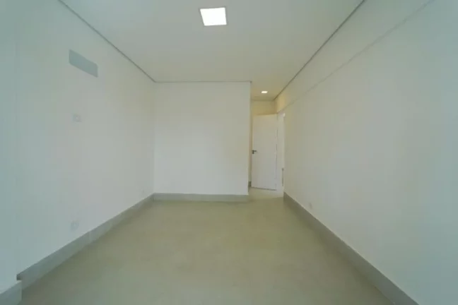 Imagem Apartamento à Venda em Guilhermina, Praia Grande - SP