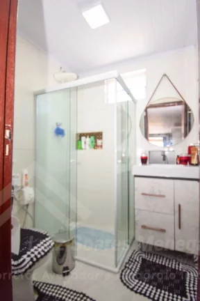 Imagem Casa de alvenaria com 4 Dormitórios a 50m da Lagoa dos Freitas - BalneárioRincão/SC