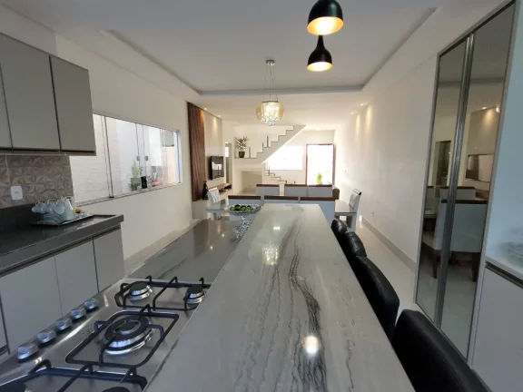 Imagem Casa Duplex, 03 Suites, Area de Lazer Completa, 02 Vagas de Garagem, Jardim Boa Vista, Guarapari - ES