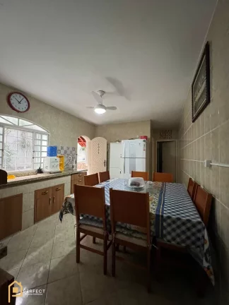 Imagem BELISSIMO SOBRADO PARA VENDA SENDO 4 DORMITORIOS 1 SUITE NO BAIRRO DO JARDIM ANA EMILIA TAUBATE /SP