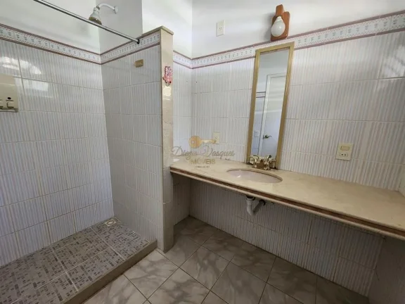Imagem Casa em Condomínio para Venda em Teresópolis / RJ no bairro Parque do Imbui