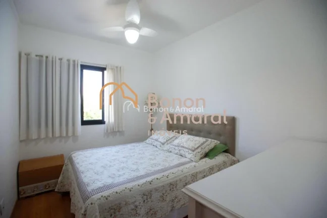Imagem Ótimo apartamento à venda com 4 quartos, 1 suíte, varanda e 2 vagas de garagem.
Condomínio local...