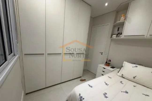 Imagem Apartamento com 120 m² de área útil, 3 dormitórios, sendo 3 suites com armários, sala para dois...