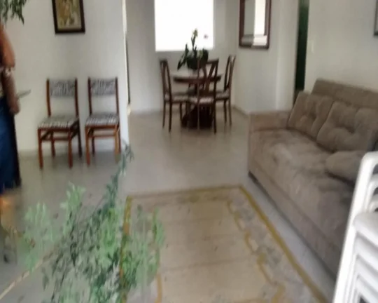 Imagem Apartamento à venda no Guarujá na Praia das Pitangueiras.