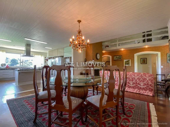 Imagem Casa em Campos do Jordão | Alto Capivari | 700 m² | 6 Suítes