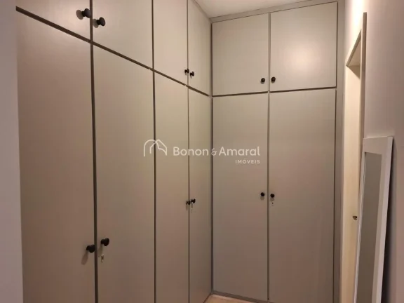 Imagem Localizado em um dos endereços mais nobres da cidade, este apartamento no Edifício Praia da Barra ...
