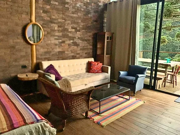 Imagem Studio Loft em Gonçalves: Design, Silêncio e Vista Privilegiada