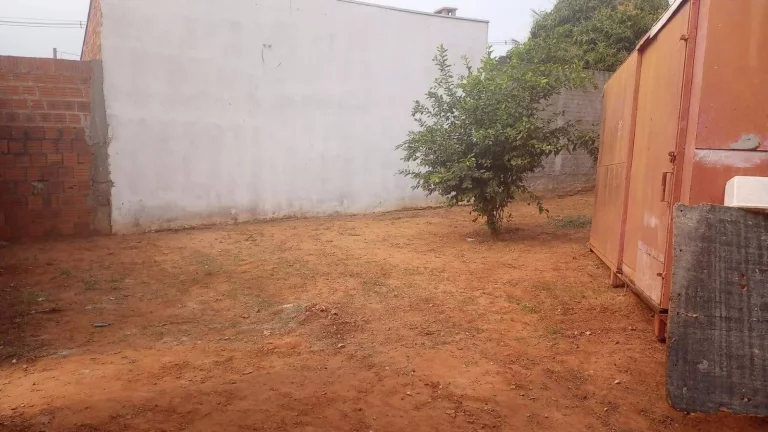 Imagem CASA A VENDA DE ESQUINA BEM LOCALIZADA 02 DORMITÓRIOS EM VALPARAISO SP