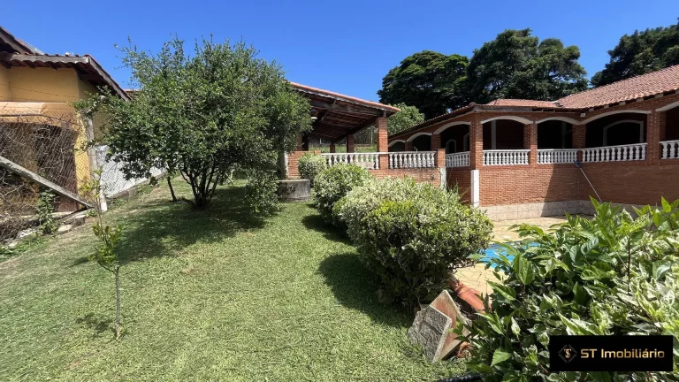 Imagem Chácara à venda em Atibaia c/ 4 dormitórios - 1.368m² por R$935.000!