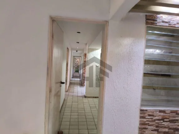 Imagem Casa Residencial de 450m² à venda, com 4 quartos (1 suíte), localizado em Aldeia - Pernambuco.