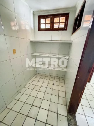 Imagem Aluguel de Ponto Comercial na Orla de Petrolina com 4 quartos, todos suítes