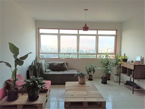 Imagem Apartamento com ótima planta e excelente localização em Perdizes. São 117m2 de área privativa, ...