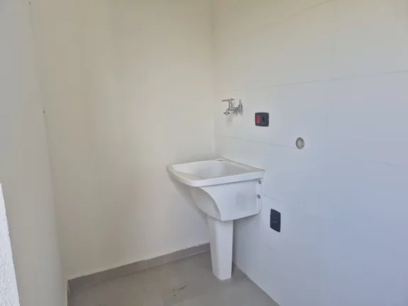 Imagem Casa térrea à venda com 4 quartos, sendo 2 suítes, no condomínio Alto da Floresta, Bom Jesus dos Perdões - SP