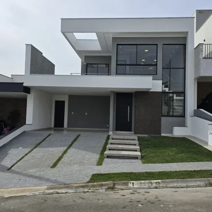 Imagem Casa em Condomínio à Venda em Sorocaba-SP Jardim Residencial Campos do Conde 4 Quartos, 1 Suíte, 3 Salas, 3 Banheiros, 4 Vagas, 184m².