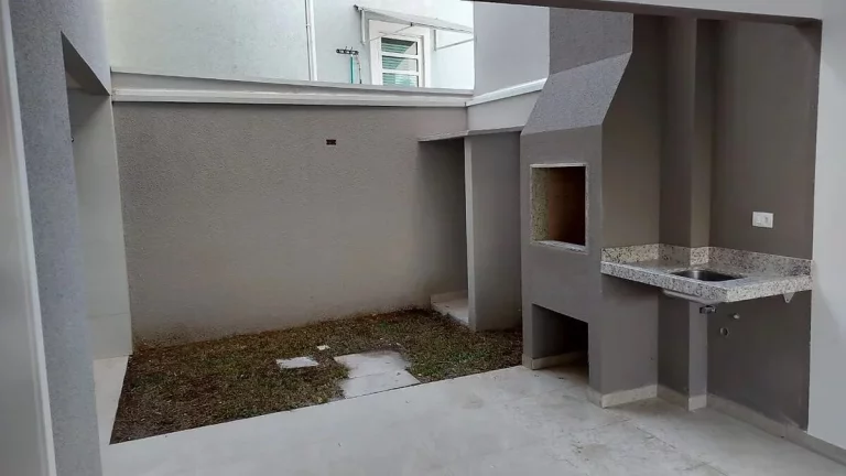 Imagem Sobrado à Venda no Villa Serena | 3 Quartos | Campo Comprido