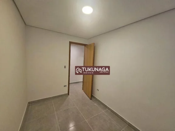 Imagem Casa com 2 quartos para alugar, 80 m² por R$ 1.700/mês - Vila Galvão - Guarulhos/SP