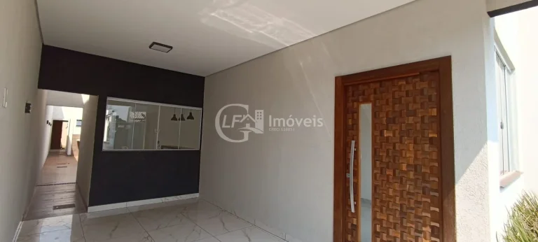 Imagem Casa à venda em Campo Grande-MS, bairro Santo Antônio: 3 quartos, 1 suíte, 4 banheiros, 3 vagas, 122m². Aproveite!