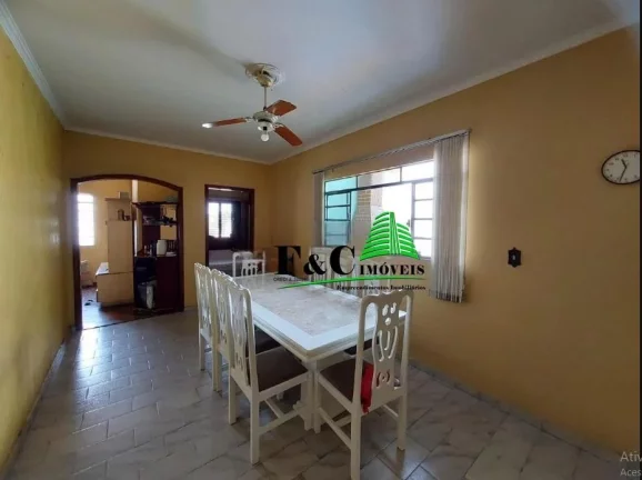 Imagem Casa para Venda em Limeira, Jardim São Luiz, 3 dormitórios, 1 suíte, 2 banheiros, 2 vagas