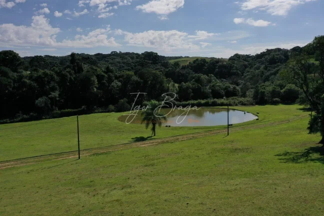 Imagem Chácara em Campo Largo com lago a venda