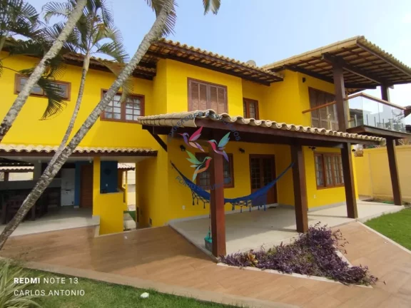 Imagem CASA INDEPENDENTE COM 4 QUARTOS A 500 METROS DO MAR