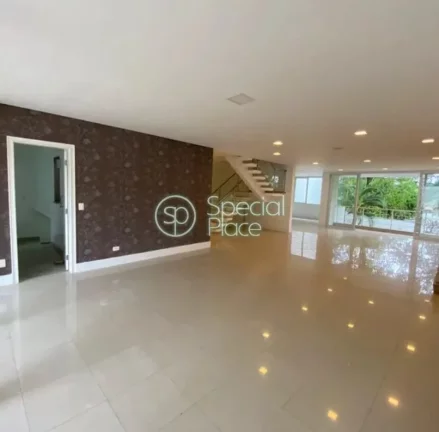 Imagem Casa à venda em Condomínio Brooklin *425m² privativos *Living com ambientes integrados *Lareira *...