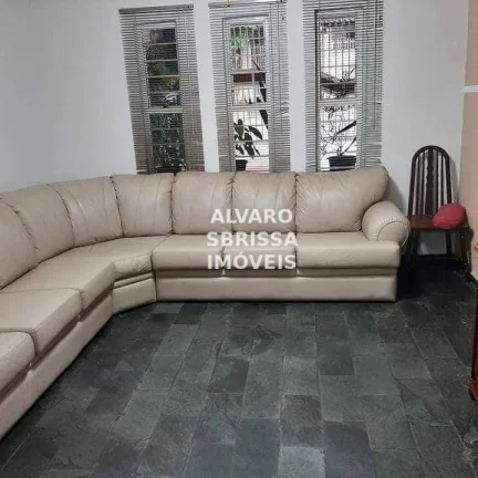 Imagem Casa com três dormitórios sendo 1 suíte e 5 vagas de garagem no bairro Vila Leis em Itu SP
