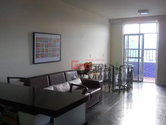 Imagem Cobertura com 4 dormitórios à venda, 140 m² por R$ 800.000,00 - Braga - Cabo Frio/RJ