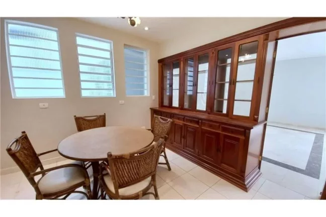 Imagem Alugar casa com 3 suítes em Vila Nova Conceição São Paulo SP