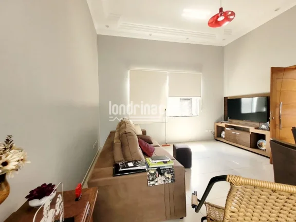 Imagem Casa com 3 Quartos (2 Suítes), 4 Banheiros, Edícula Completa e 2 Vagas no Jardim Oriente – 250m² de Terreno e 160m² de Construção