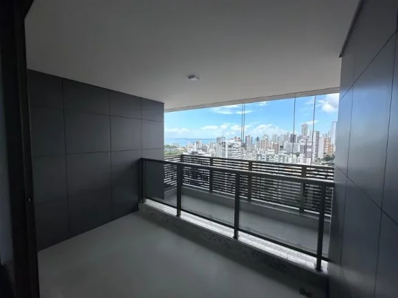 Imagem A 5ª Avenida Imóveis selecionou essa exclusiva unidade de Repasse, no Morro Ipiranga Residence: 4 suítes, andar altíssimo, melhor prumada vista mar
